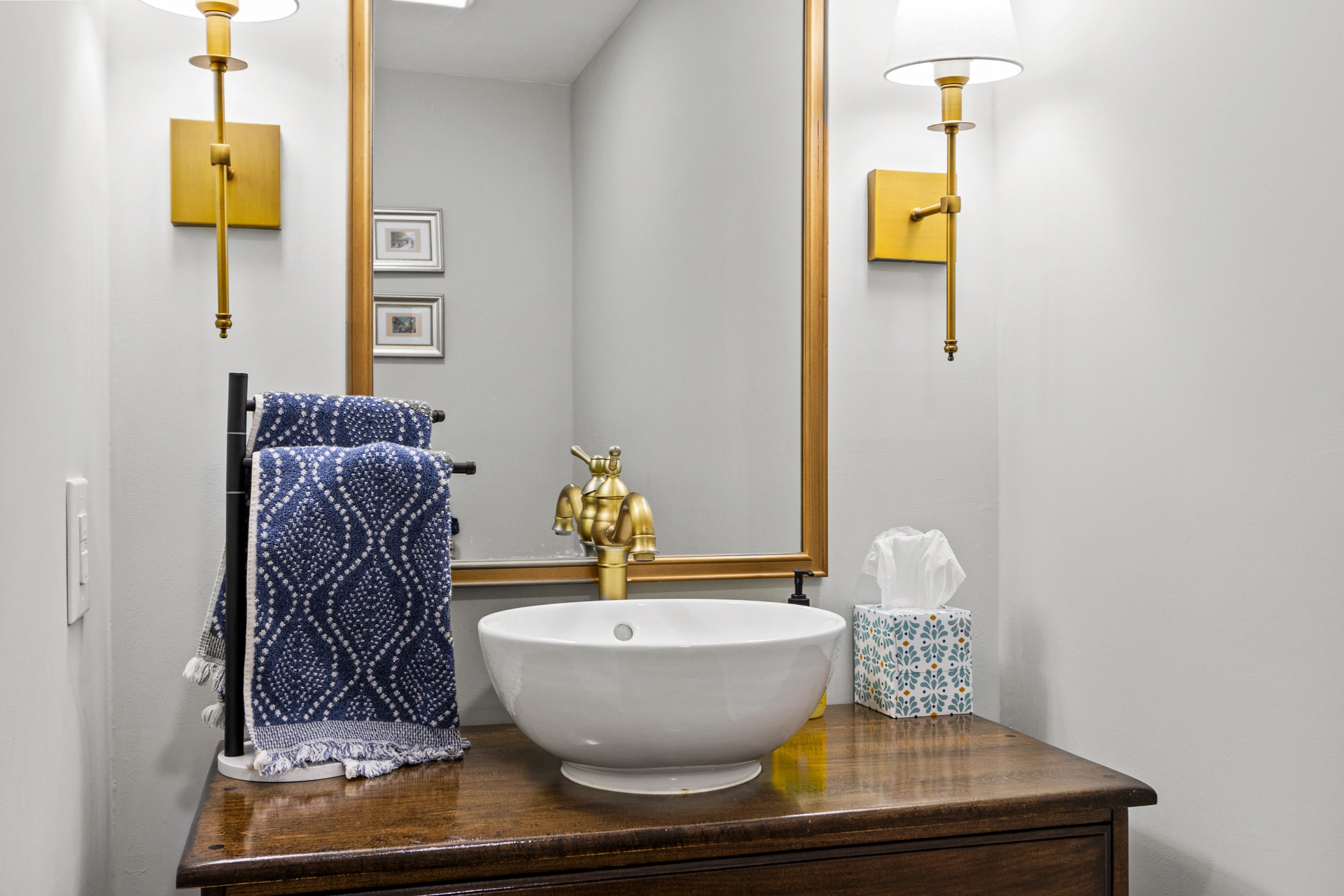 Detail-rich guest experience inside a GLOW-managed short-term rental, reflecting consistent hospitality and elevated standards.