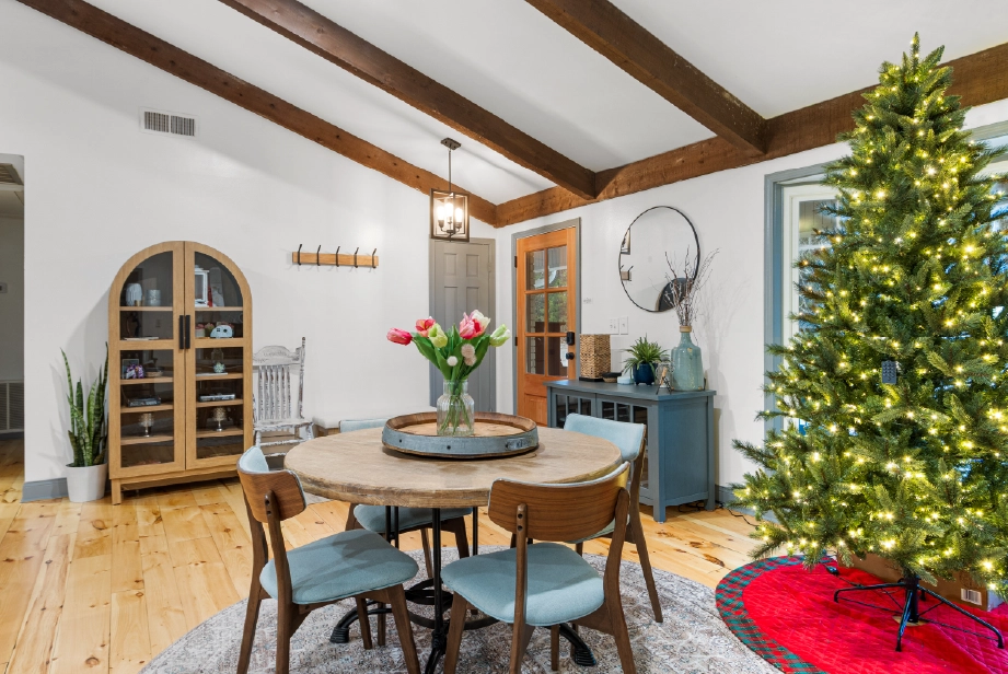 GLOW's before and after renovation of a short-term rental property in Iowa, highlighting owner-led upgrades that improved guest comfort and booking performance.