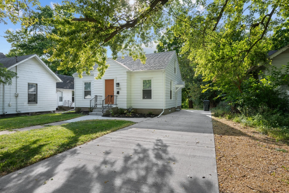 Iowa short-term rental renovation before and after, showcasing thoughtful design updates and functional improvements by GLOW Real Estate.